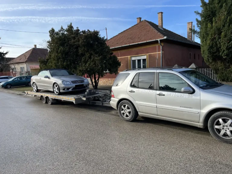 Műszaki hibás személyautó szállítása